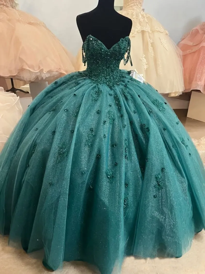 Ball Gown Beaded Quinceanera Dress Spaghetti Straps Emerald Green Quince Dress