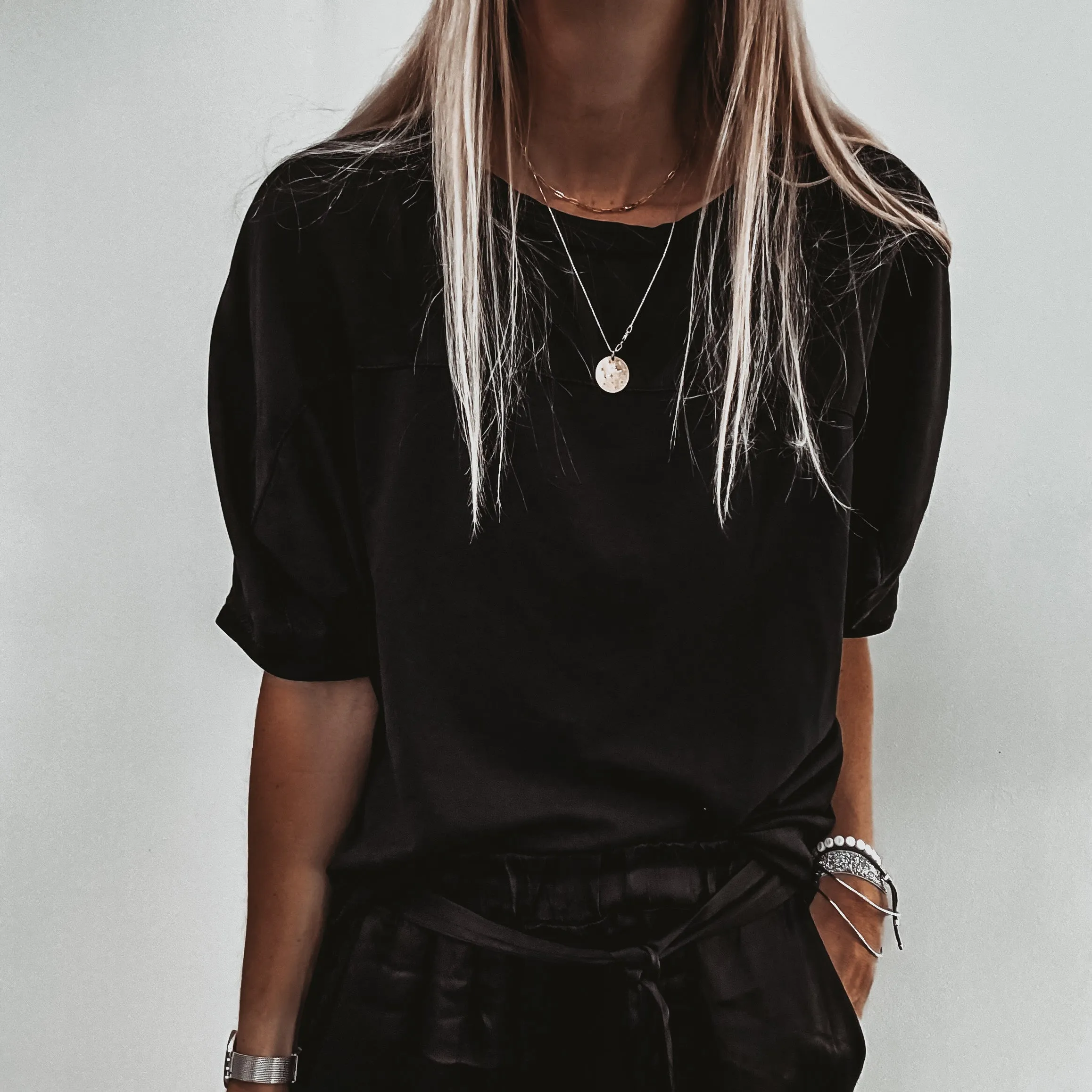 BLACK Pollensa Satin panel tee